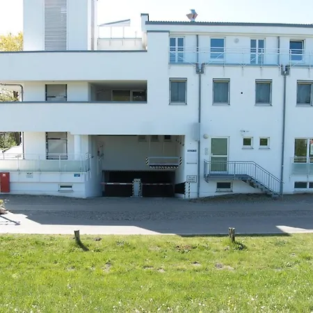 Apartment Mit Maritimem Flair - 1 Minute Zu Strand & Seebruecke Zingst Exterior photo